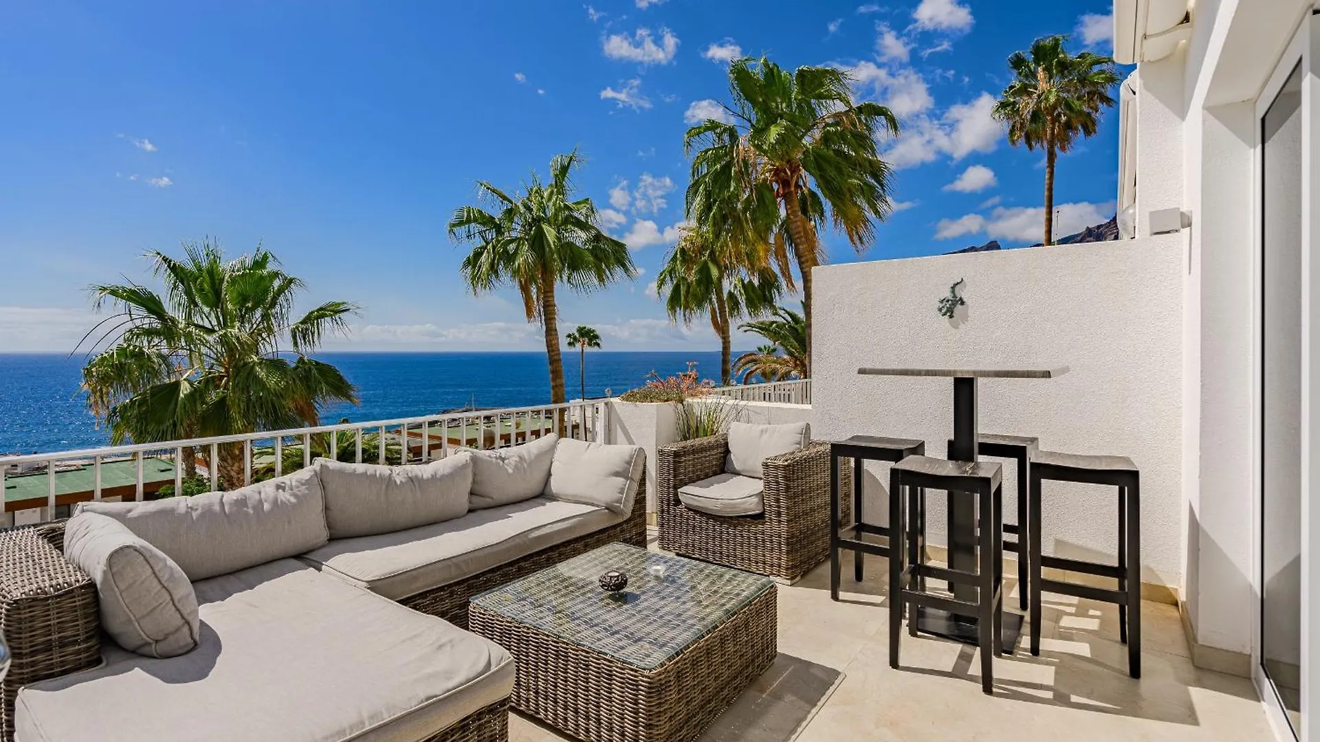 2 Bedroom Apartment - Terrace & Sea View - Los Gigantes Acantilado de los Gigantes
