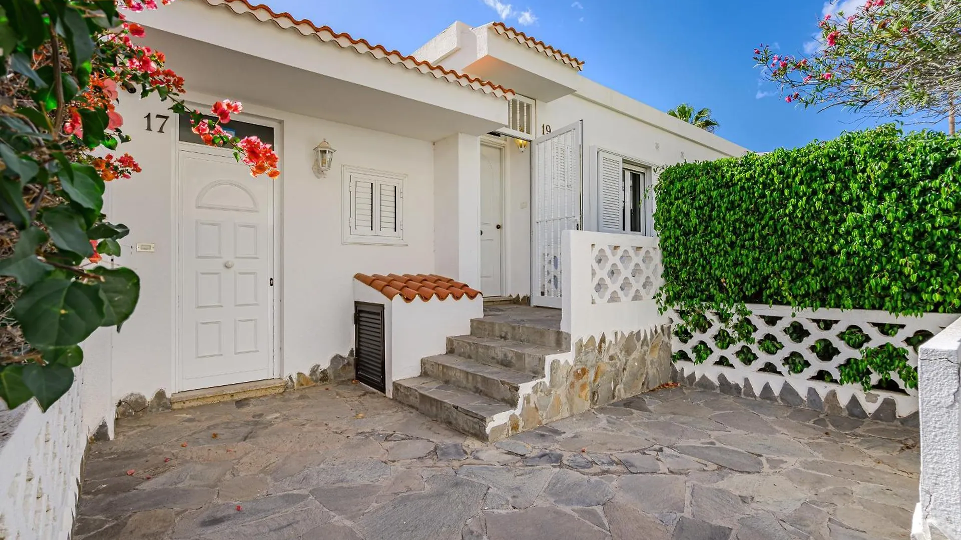 2 Bedroom Apartment - Terrace & Sea View - Los Gigantes Acantilado de los Gigantes