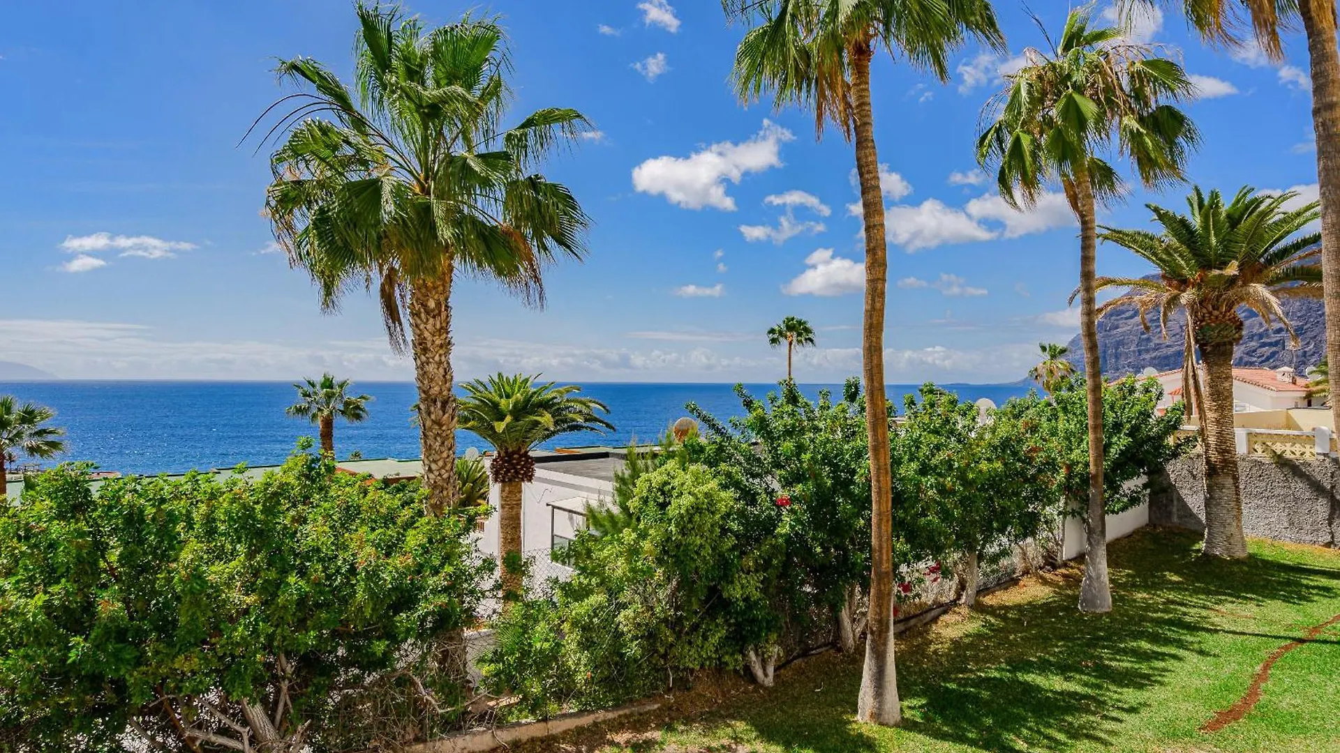 2 Bedroom Apartment - Terrace & Sea View - Los Gigantes Acantilado de los Gigantes Espanha